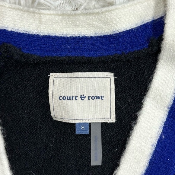 NWT Court & Rowe Women’s Button Down Cardigan Sweater Black and Blue Size Small - Picture 5 of 8